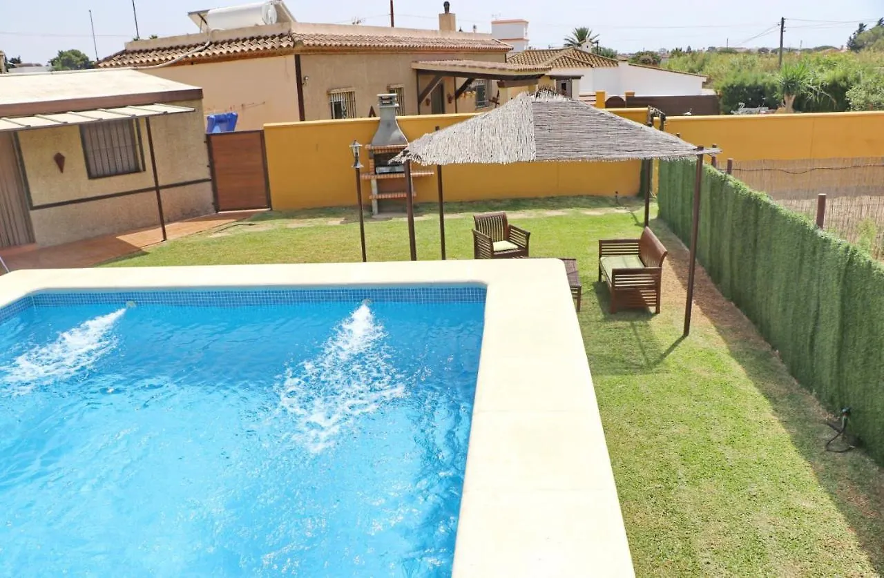 Chalet Rural Con Piscina Conil De La Frontera