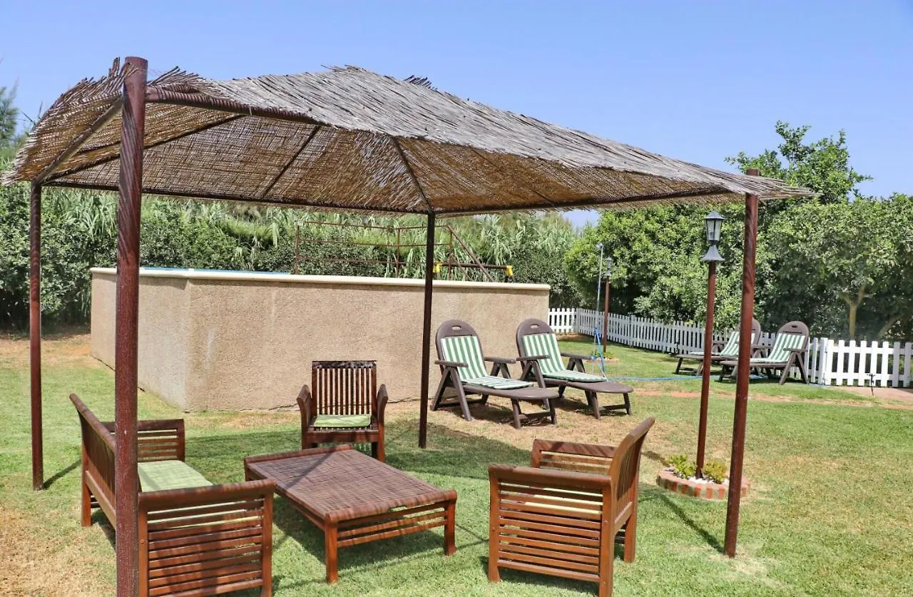 Holiday home Chalet Rural Con Piscina Conil De La Frontera