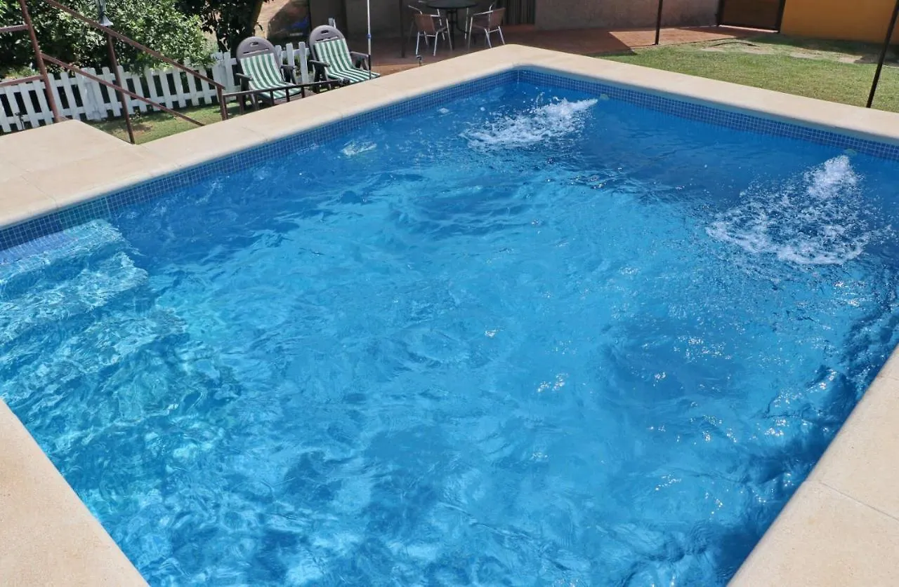 Chalet Rural Con Piscina 科尼尔-德拉弗龙特拉