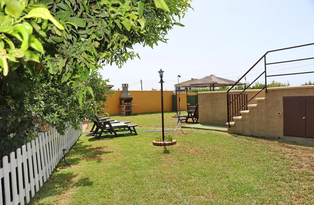 度假居 Chalet Rural Con Piscina 科尼尔-德拉弗龙特拉